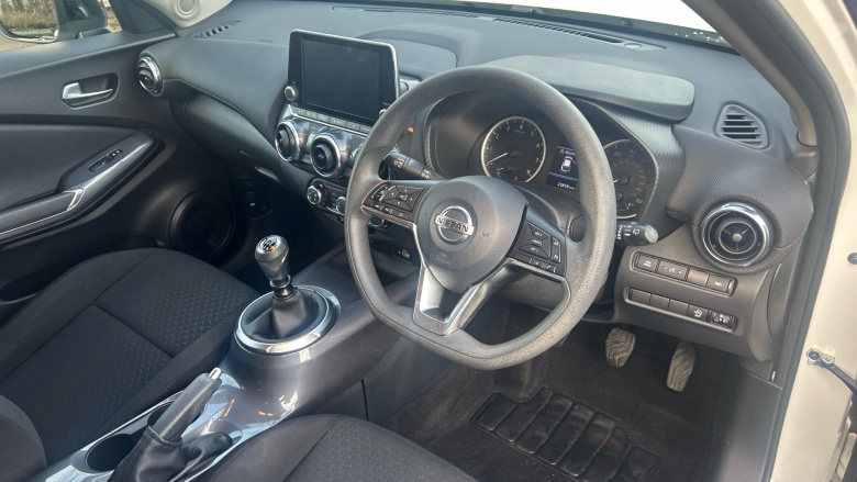 Nissan Juke 1.0 DiG-T 114 Acenta 5dr Petrol Hatchback